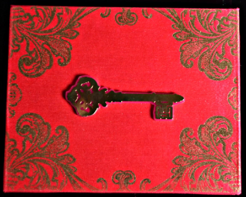 Our eyeshadow palette comes in this handmade Red Objet D'art box.